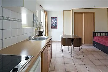 Ajoupa Otel