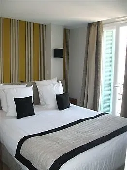 Ajoupa Otel Nice